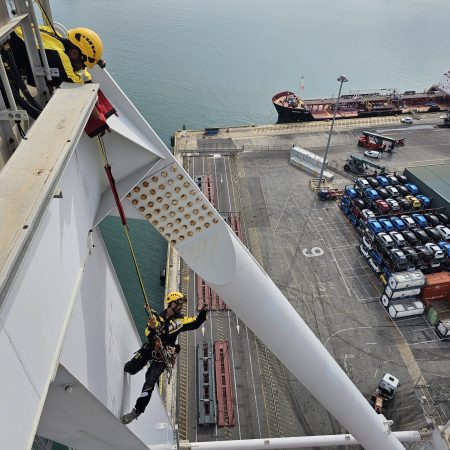 Vertipro-Trabajos-en-Altura-Puertos-trabajos-mantenimiento-y-rescat-6-scaled